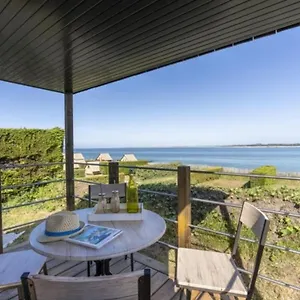 Camping Slow Village Breizh Légendes, Plounéour-Trez